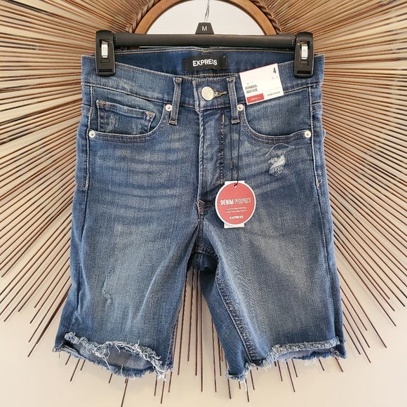 NWT High Waisted Raw Cut Bermuda Shorts - Picture 6 of 7